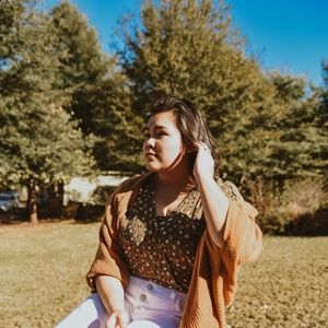 Meet your Posher, Tara